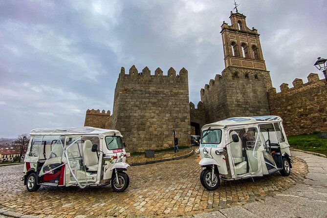 Guided Tuktuk Tour with Stops and Drop-off in Ávila - La Encarnación pass-by and the wall’s northern “canvas”