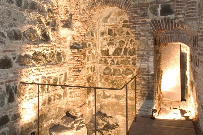 Guided Visit to the Toledo Underground - Roman Baths at Plaza de Amador de los Ríos: Daily Life Under Ancient Toletum