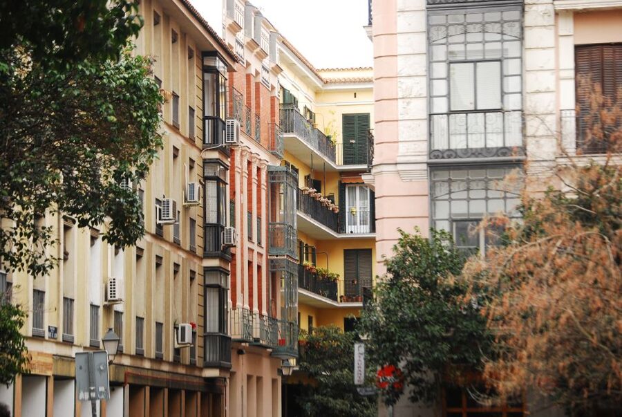Highlights of Madrid: Walking Tour with Private Guide - San Antonio de la Florida and Jardines del Moro: a garden-and-views break