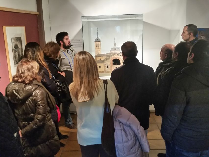 Highlights of Madrid: Walking Tour with Private Guide - Pickup and timing: how to make the 4 hours feel smooth