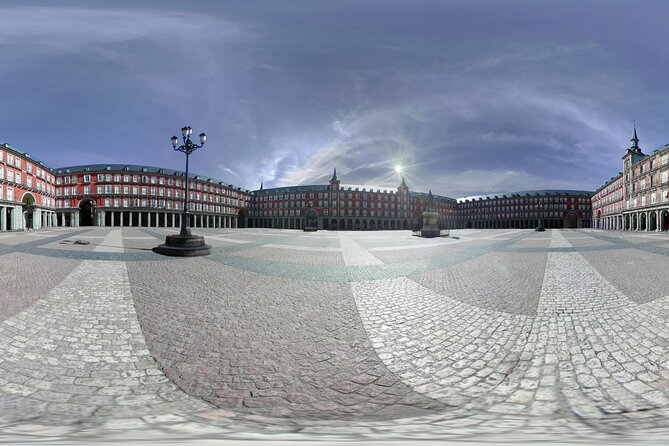 Historic Madrid Virtual Reality Experience with an Official Guide - Stop 5 Puerta del Sol: The Clock, the Legends, and Madrid’s Meeting Point