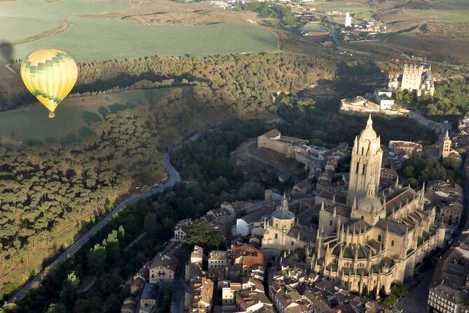 Hot Air Balloon over Segovia with Optional Transfers from Madrid - Light breakfast, cava, and a signed certificate after you land