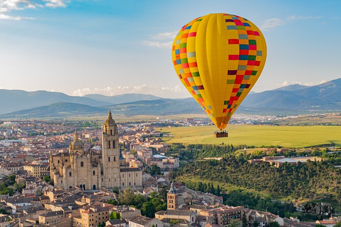 Hot-Air Balloon Ride over Segovia with Optional Transport from Madrid - Key things I’d book this for