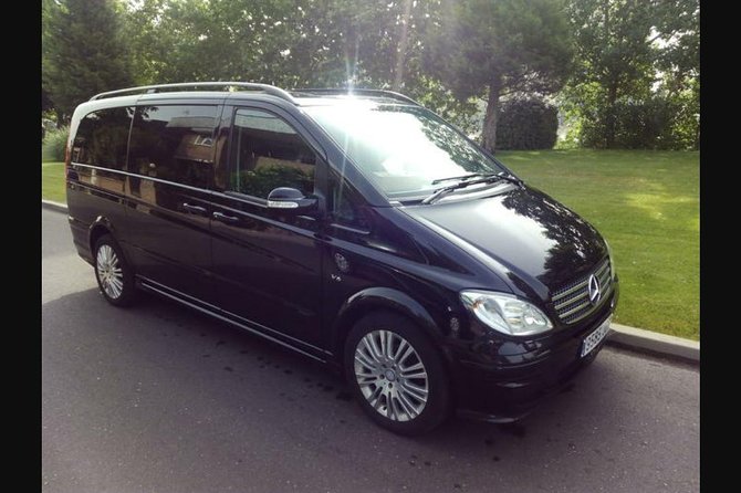 Hotel Madrid City Private Transfer To Madrid Barajas Airport - Communication that matters: early flights, delays, and WhatsApp-ready coordination