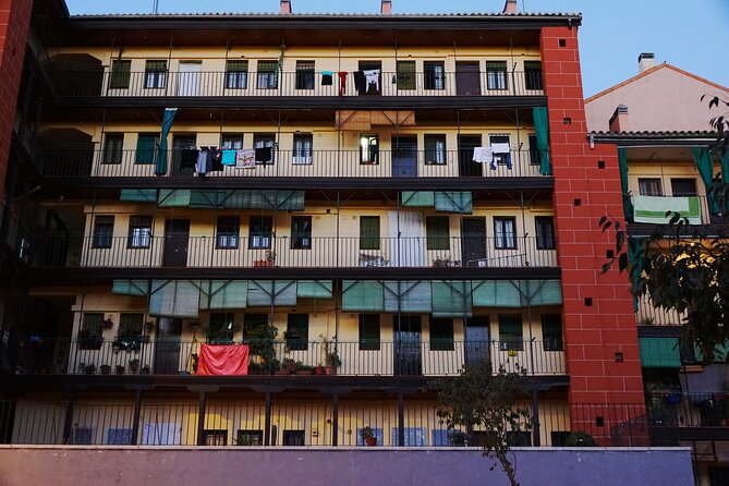 Lavapiés: The most multicultural neighbourhood of Madrid, Private Walking Tour - Practical tips for enjoying this private walk