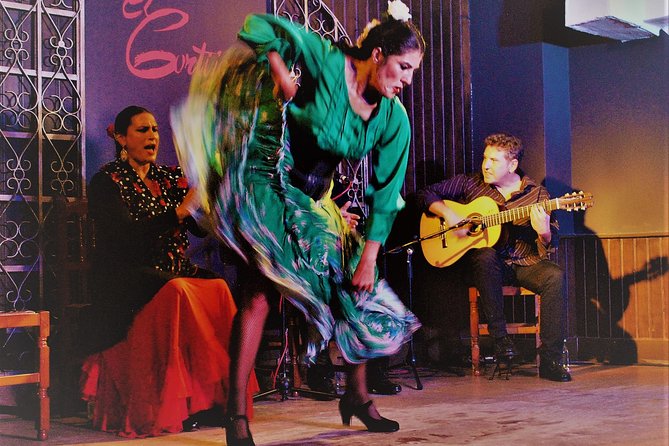 Local Flamenco Show with dinner at El Cortijo - Key highlights to know before you go