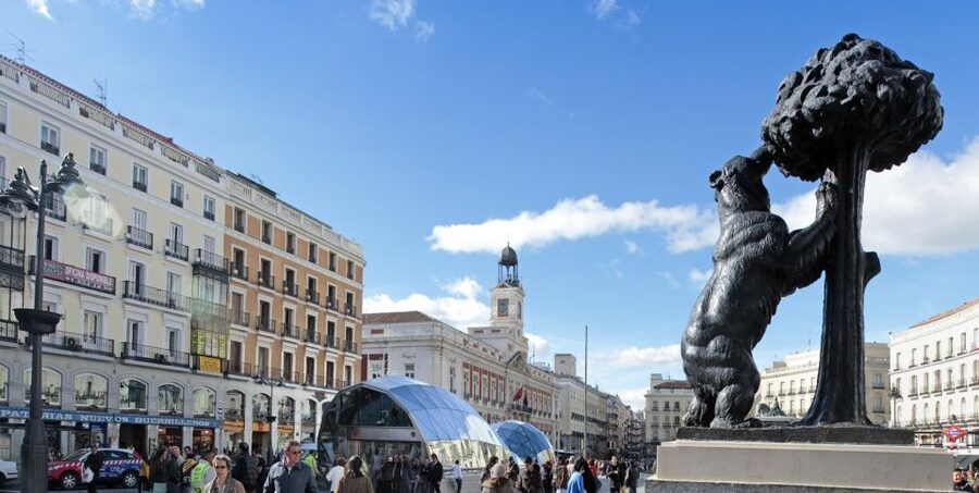 Madrid: 1.5-Hour City Highlights Guided Walking Tour - Starting at the Monumento a San Pedro: Your Quick Orientation in Madrid