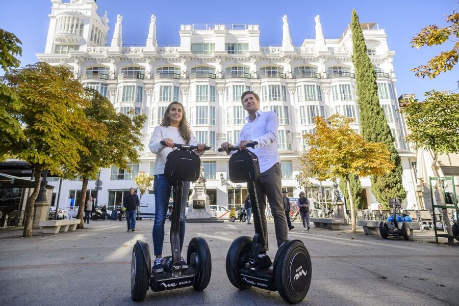 Madrid: 1.5-Hour Old Town Highlights Segway Tour - Plaza de Oriente: the view that helps everything click