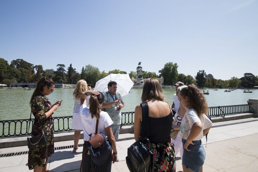 Madrid: 1.5-Hour Retiro Park Guided Walking Tour - Alfonso XII and the Pond: Where the Park Feels Like It Slows Down