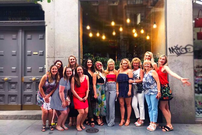 Madrid: 1-Hour Flamenco Class Experience - Choosing the time: when it works best for solo travelers and groups