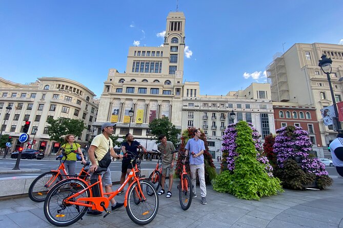 Madrid 2.5 Hour Historical Tour by Bike or E Bike - Who should book this bike or e-bike tour