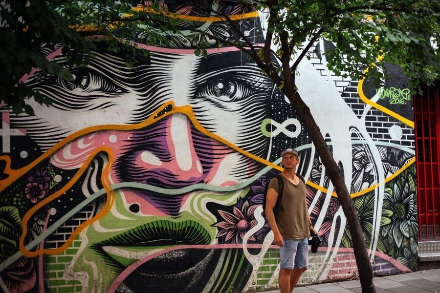 Madrid: 2-Hour Private City Tour Off the Beaten Track - Street Art and Architectural Gems: What a Guide Can Make You Notice