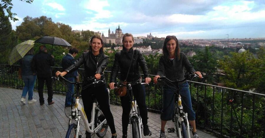 Madrid: 3-Hour Guided Bike Tour - Literary Quarter energy and Retiro Park’s release valve