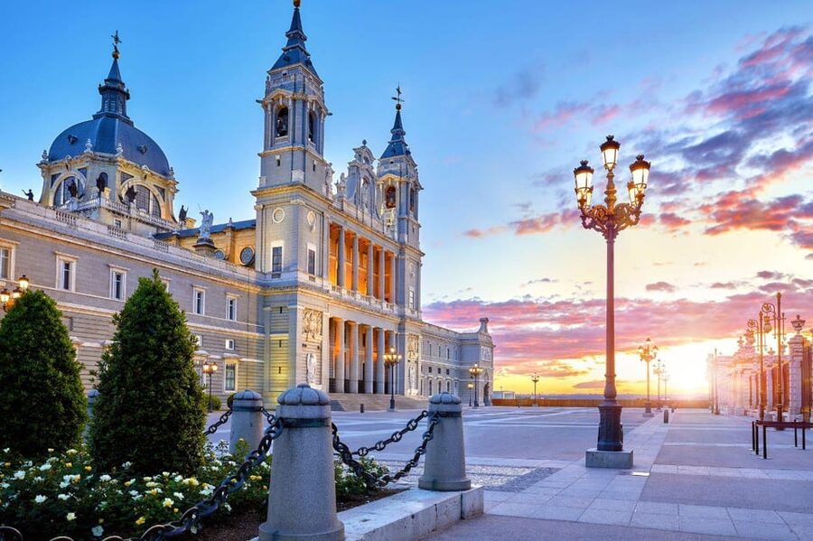 Madrid: Afternoon Royal Palace and Almudena Cathedral Tour - Meeting at Plaza de Oriente: Get Your Bearings Fast