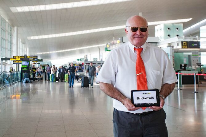 Madrid Airport to City Center: 1-Way Premium Private Transfer - Why this Madrid-Barajas private transfer is worth considering