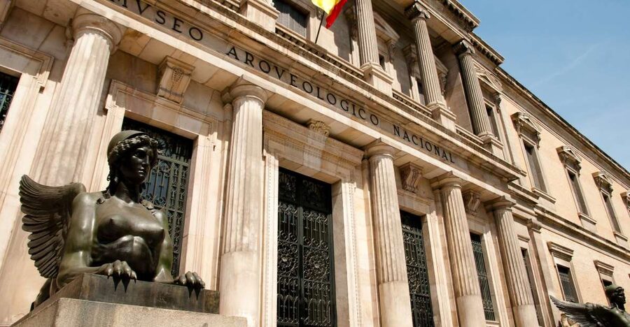 Madrid: Archaeological Museum E-Ticket and Audio Guide - Diadem from Caravaca de la Cruz: Jewelry as a Power Statement