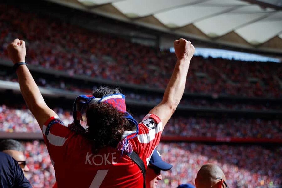 Madrid: Atlético de Madrid Match Tickets at Metropolitano - Matchday rhythm at Metropolitano: warm-ups, noise, and what to watch for