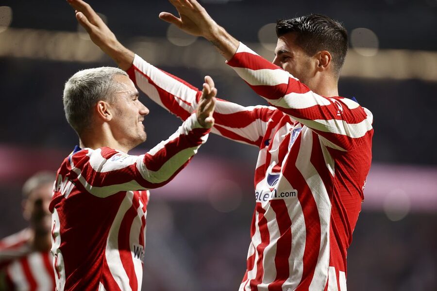 Madrid: Atlético de Madrid Match Tickets at Metropolitano - Logistics to watch: timing changes, tour format mix-ups, and language expectations