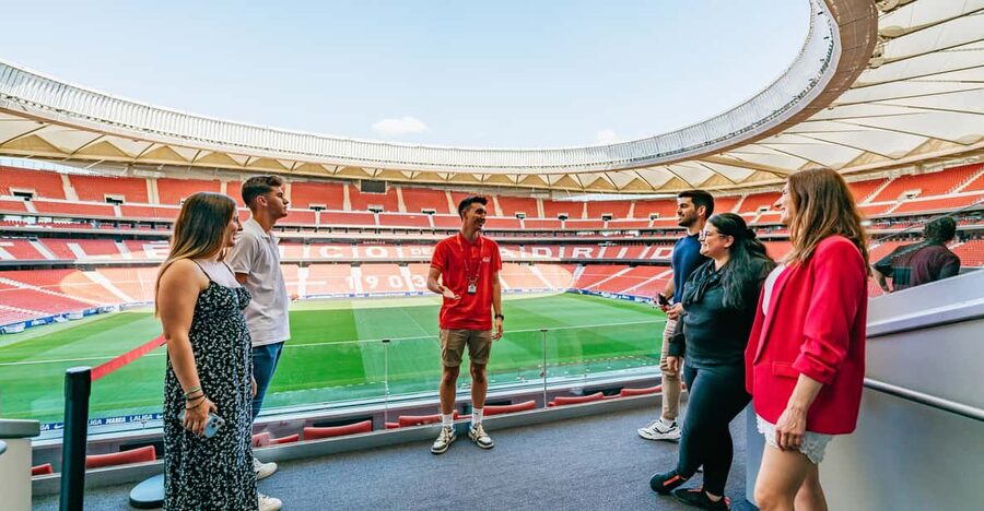 Madrid: Atlético de Madrid Stadium Entry - Audio guide vs self-paced: choose based on how you learn