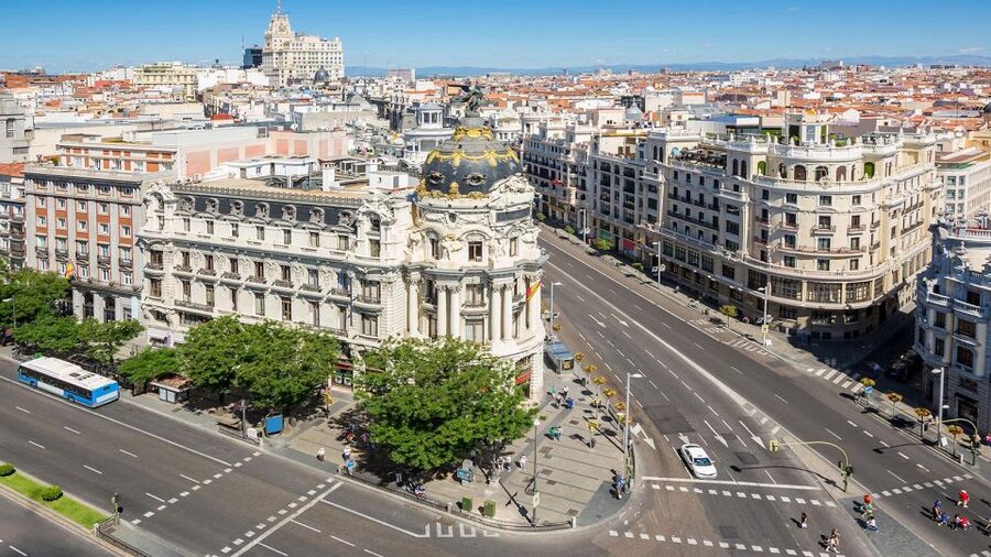 Madrid Audioguide - TravelMate app for your smartphone - How to use it well: offline audio, text support, and built-in quizzes