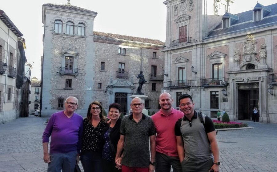 Madrid: Authentic Tapas Evening Tour with a side of History - Who This Madrid Tapas and History Tour Is For