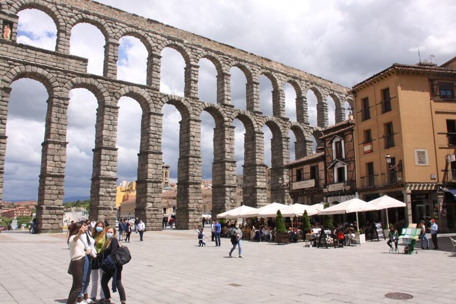 Madrid: Avila and Segovia Day Trip with Tickets to Monuments - Getting From Madrid: The Bus Comfort + The Guided Headsets