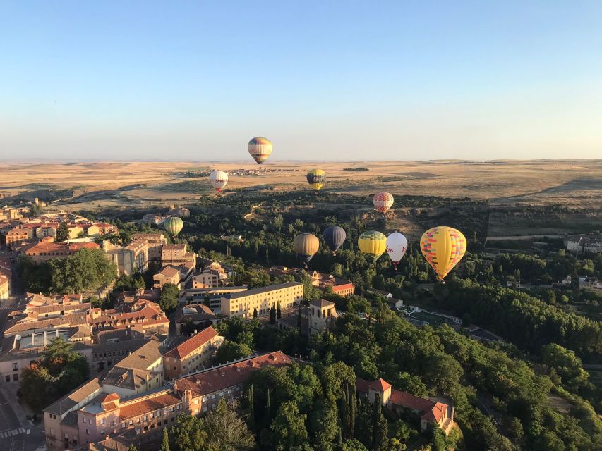 Madrid: Balloon Ride with Transfer Option from Madrid City - Balloon inflation and briefing: why the first 30 minutes set the tone