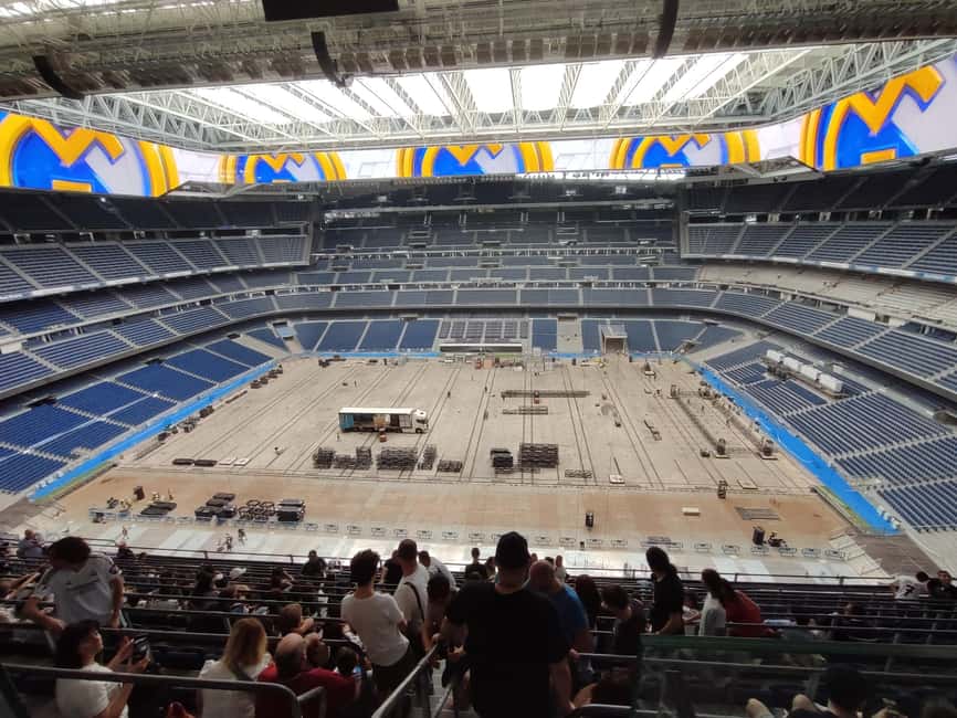 Madrid: Bernabéu Stadium Guided Tour With Megafan Upgrade - Walk time, bag rules, and stairs: the logistics that can make or break your day