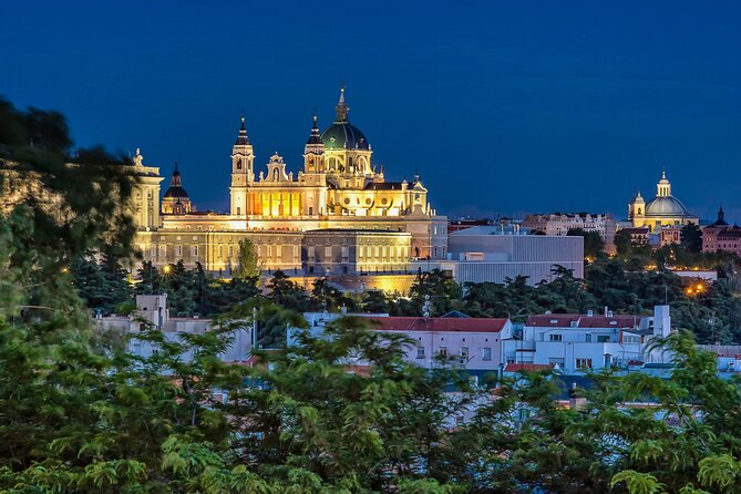 Madrid Best Walking Tour: Old city and Royal sites - Almudena Cathedral exterior: the outside version you can enjoy without a long detour
