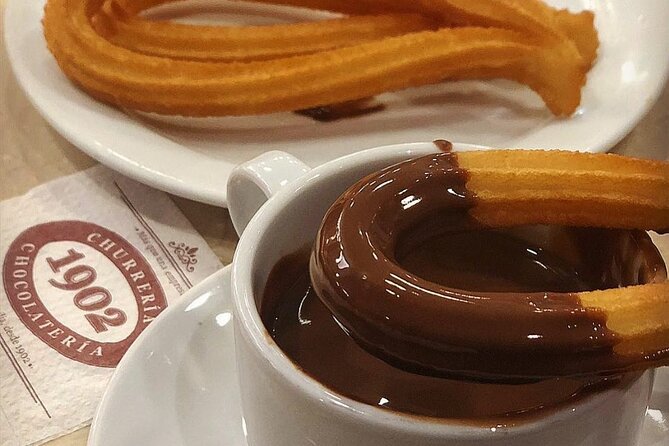 Madrid Bike Tour with Churros and Wine, Ham, and Cheese Upgrade - The route that makes sense: from Old Madrid to El Retiro