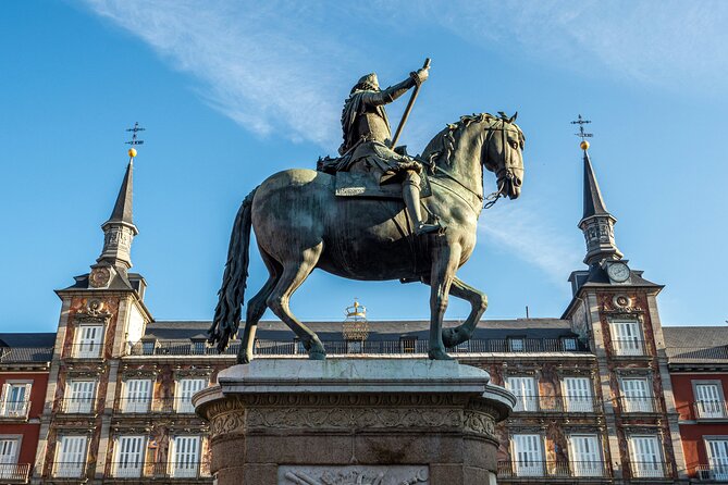 Madrid Bike Tour with Churros and Wine, Ham, and Cheese Upgrade - Plaza de Cibeles and the Money Heist filming clue