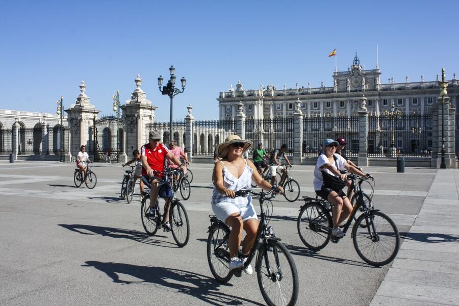 Madrid: City Highlights Private Bike Tour - Paseo del Prado and the Prado Museum stretch: architecture at bike speed