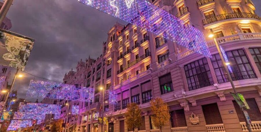 Madrid: City Highlights Tuk Tuk Tour - Puerta de Alcalá and Paseo del Prado: The Madrid Postcard Route