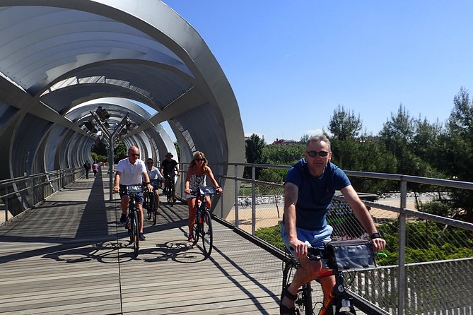 Madrid City Tour | Regular Bike or E-Bike | Reduced Groups - Parque del Retiro: the ride that most people remember