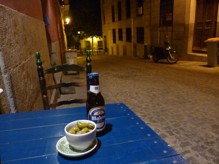 Madrid: Customized Night Tour with a Private Guide - Four Hours After Dark With a Private Guide: The Real Advantage