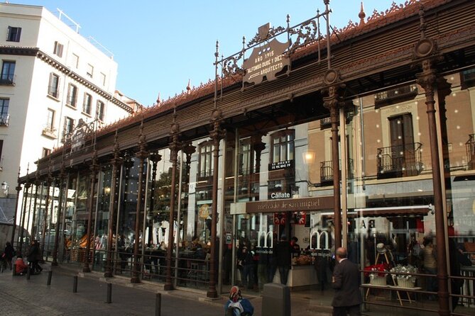 Madrid Discoveries Private Tour - Stop 1: Barrio de Las Letras and the Madrid-literature angle