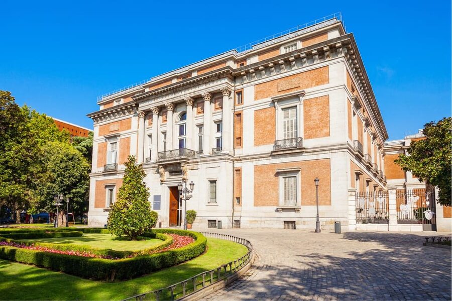 Madrid: El Prado Museum Skip-the-line Guided Tour - Headphones and group size: how sound and attention affect your pace