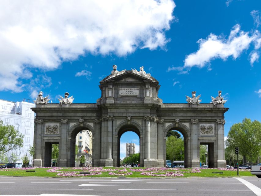 Madrid: El Retiro Park & City Sightseeing Audio Tour - Who This Combo Tour Fits Best