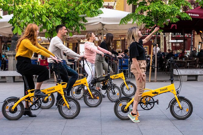 Madrid Electric Bike Private Tour: Highlights & Parks - Madrid Río along the Manzanares: your long breath of fresh air