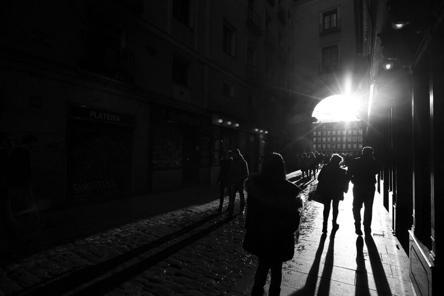 Madrid: Enchanted Evening Walking Tour in Spanish - Price and value: is $14 per person a good deal?