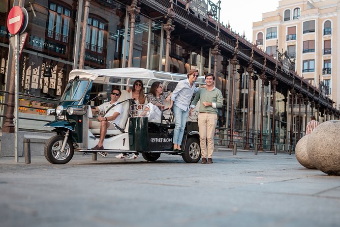 Madrid Expert Plus Tour with Local Guide in Eco Tuk Tuk Private - Price and value: what $28.67 buys you in real time