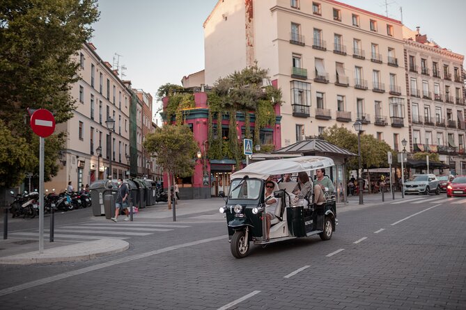 Madrid Expert Plus Tour with Local Guide in Eco Tuk Tuk Private - Royal Palace area, Campo del Moro gardens, and Templo de Debod views