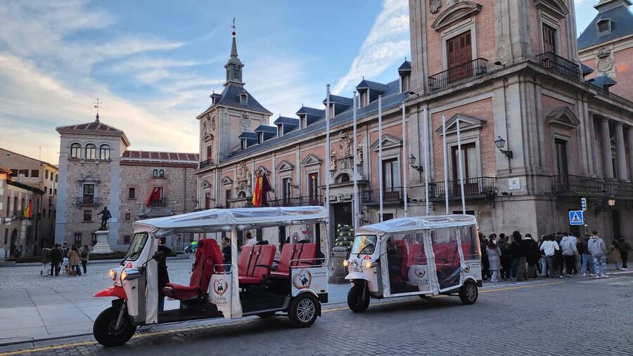 Madrid: Explore the City in an Electric Tuk Tuk - Meeting point, timing, and how the 1–3 hours tends to feel