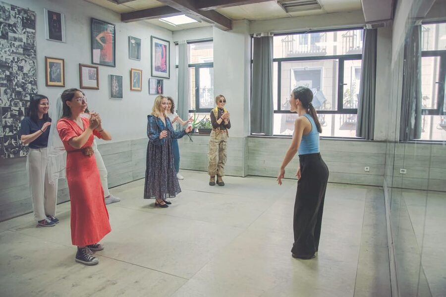 Madrid: Flamenco Class Experience - What the flamenco class in Madrid feels like