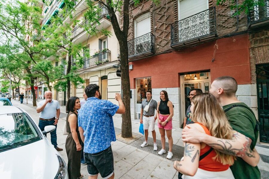 Madrid: Food & Wine Tour with 10 Tapas & 4 Drinks Included - Bottom line: should you book