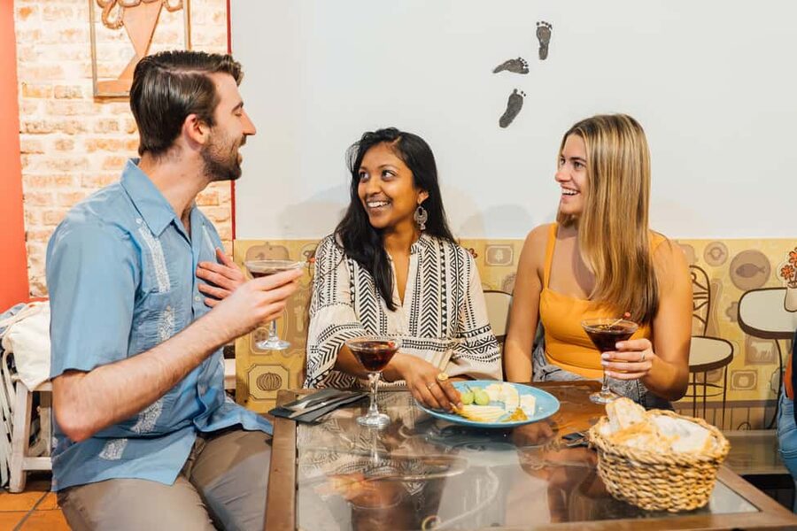 Madrid Guided Food Tour with Tapas and Spanish Wine - El Madrid de los Austrias: where old streets meet tapas stories