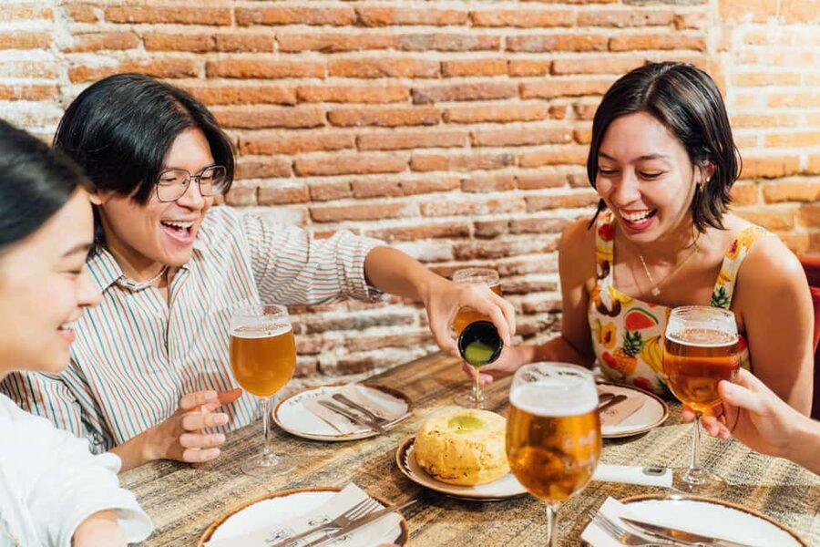 Madrid: Guided Food Tour with Tapas Tastings and Drinks - Why this tapas tour makes sense for a short Madrid trip