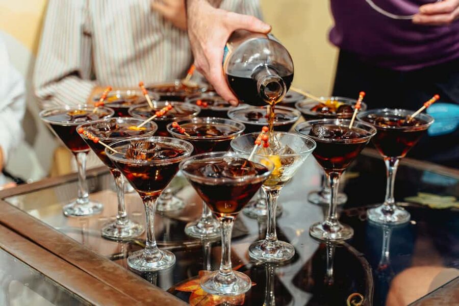 Madrid: Guided Food Tour with Tapas Tastings and Drinks - Getting the most out of your night (so it feels effortless)