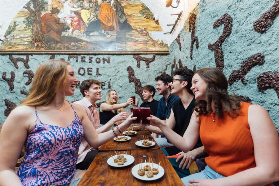 Madrid: Guided Tapas Food Tour with Dinner - The Tapas and Drinks Lineup: 9 Bites, 5 Sips, Built for Variety
