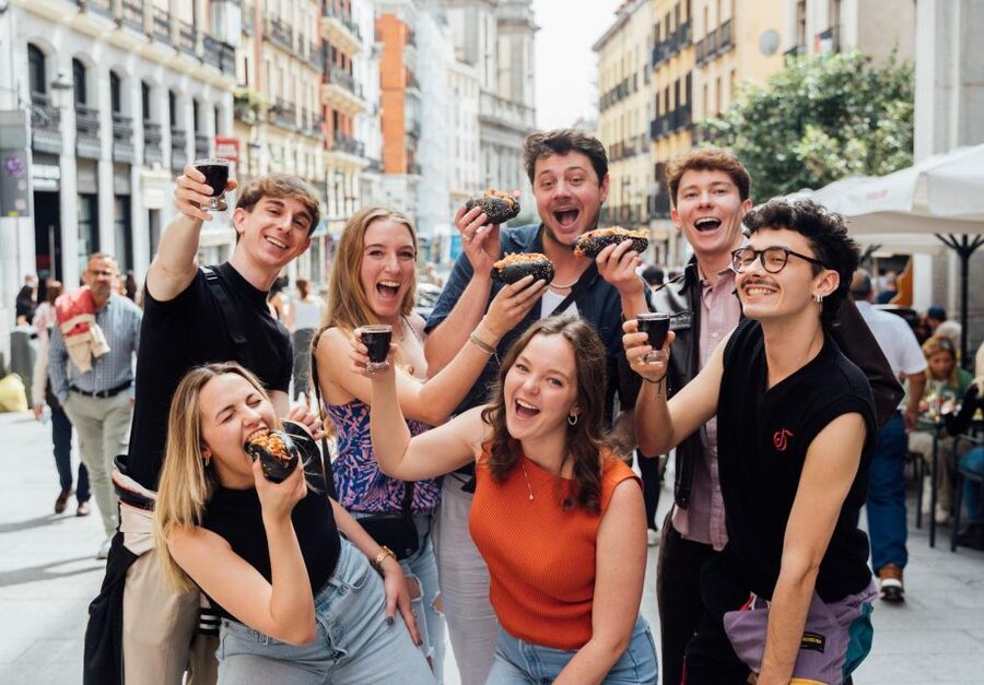 Madrid: Guided Tapas Food Tour with Dinner - Priority Entry and the Four-to-Five Stop Effect